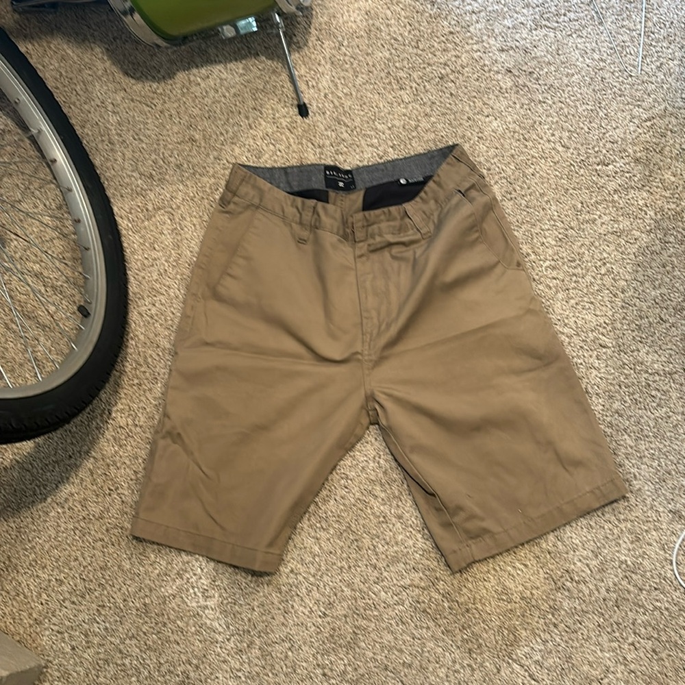 Men’s Billabong Khaki Shorts